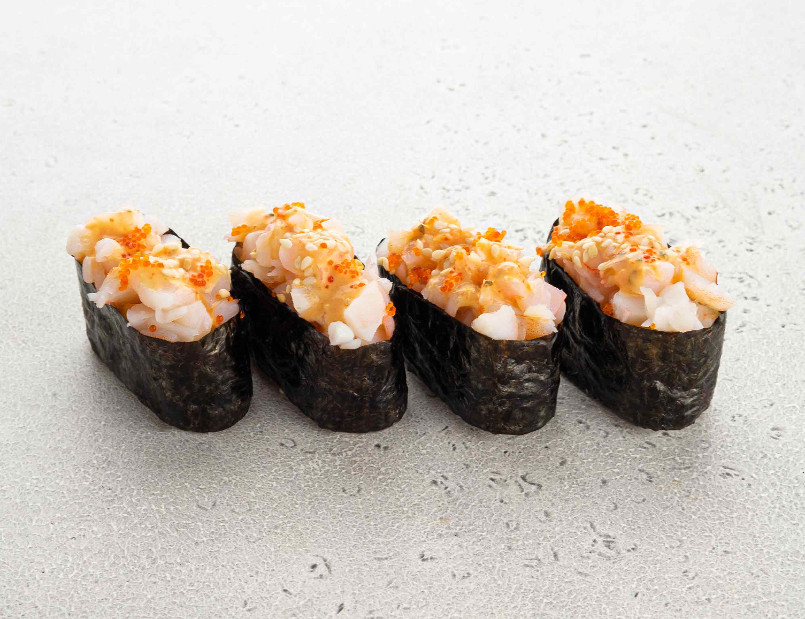 Острые суши с креветкой (4 шт) острые суши с тунцом 4 шт