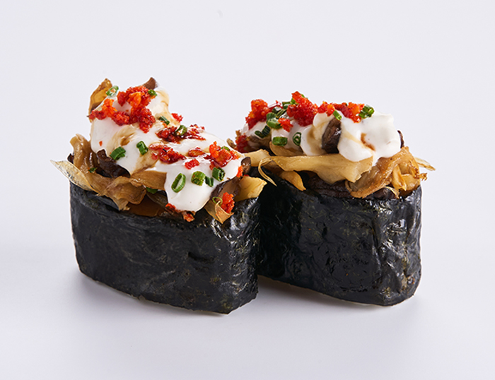 Запеченные суши с вешенками и трюфелем (2 шт)