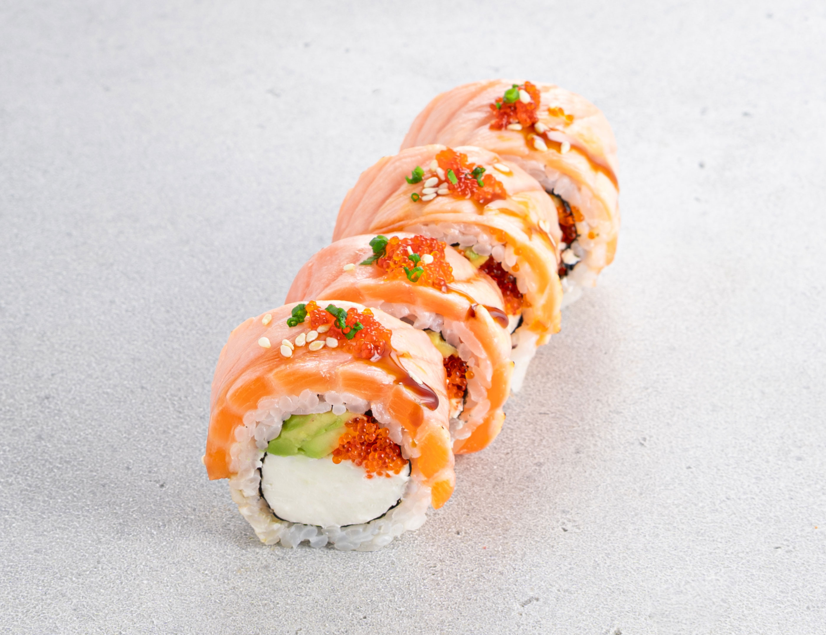 Запеченный ролл Филадельфия с авокадо (4 шт)