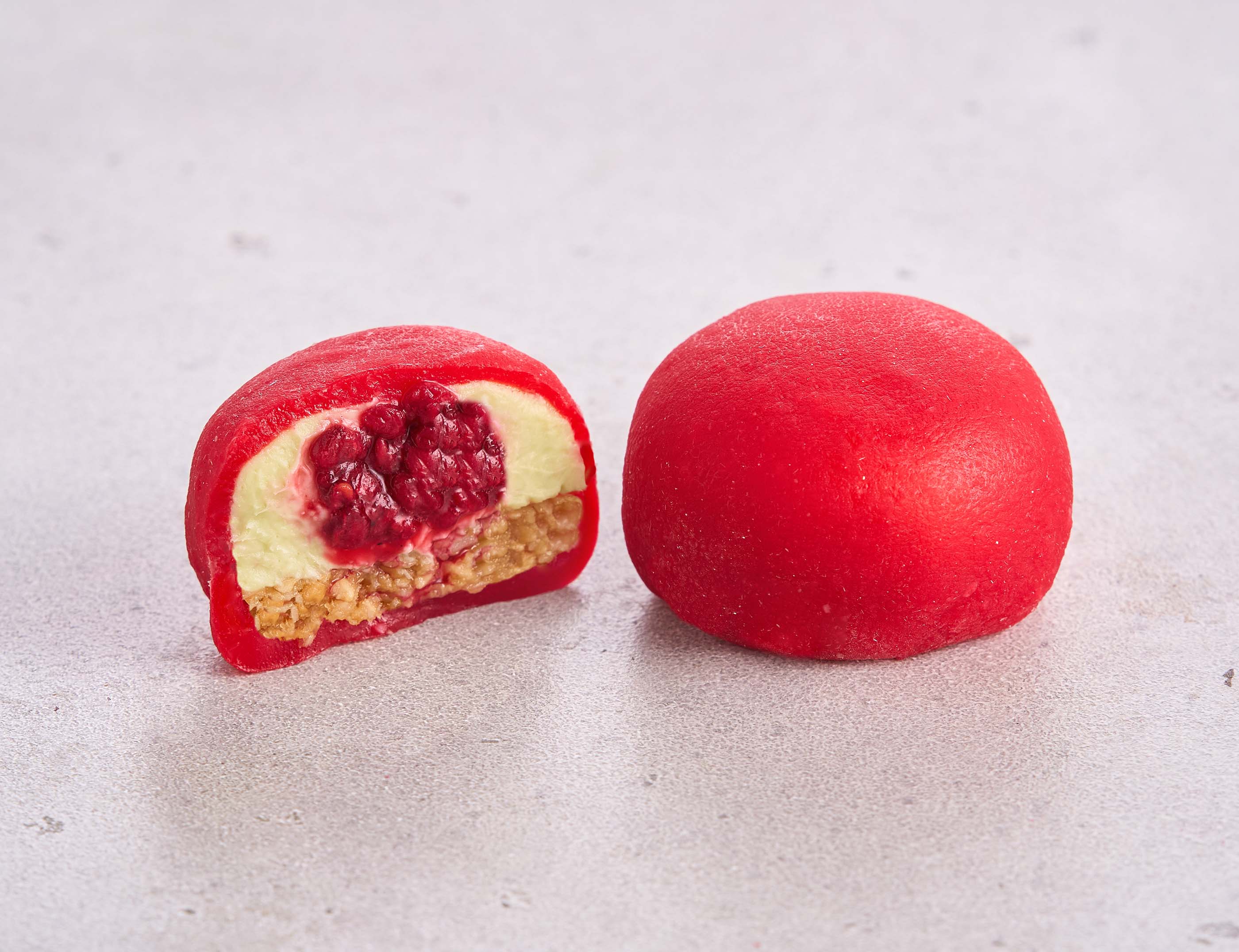 Моти с фисташкой и малиной