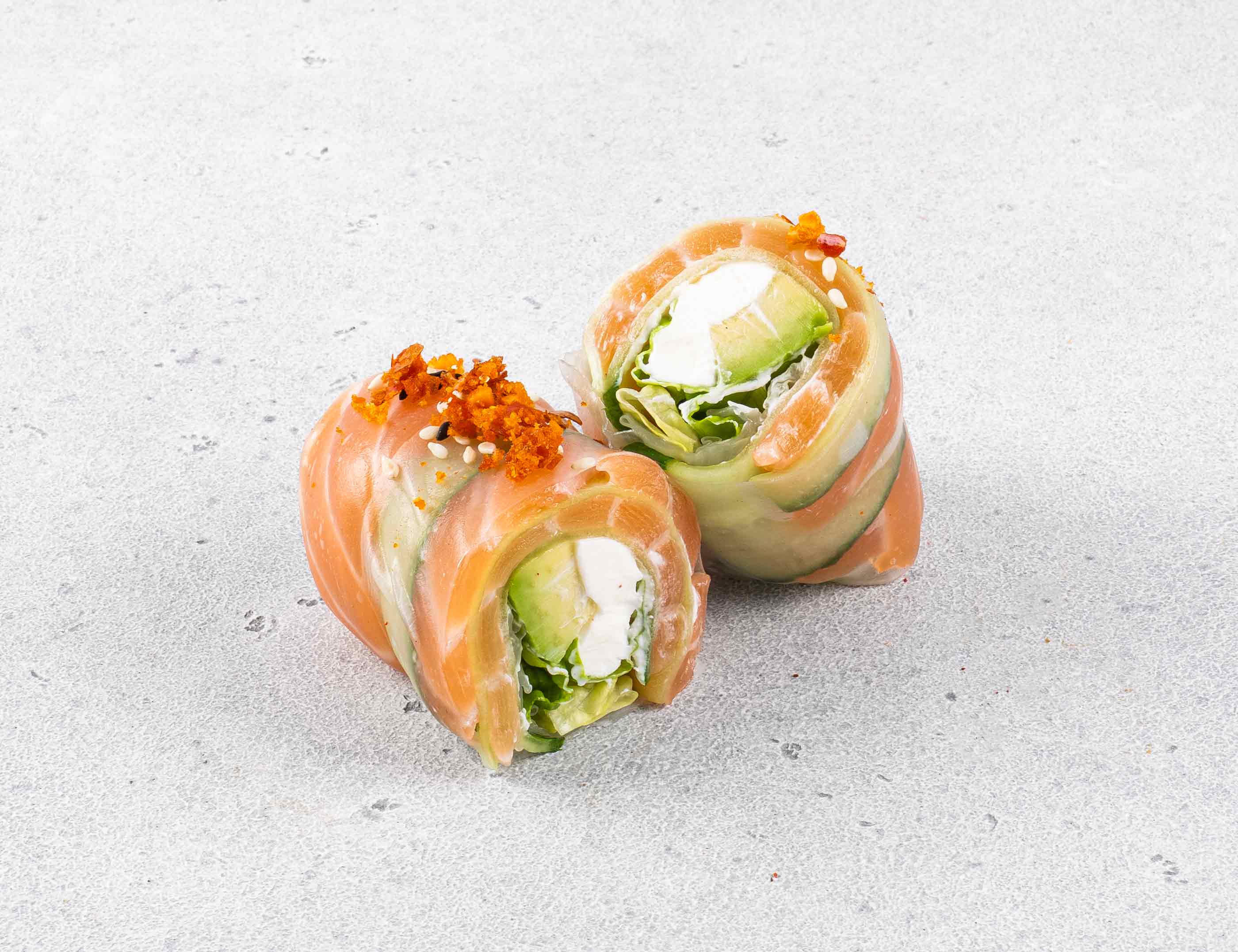 Спринг ролл с лососем