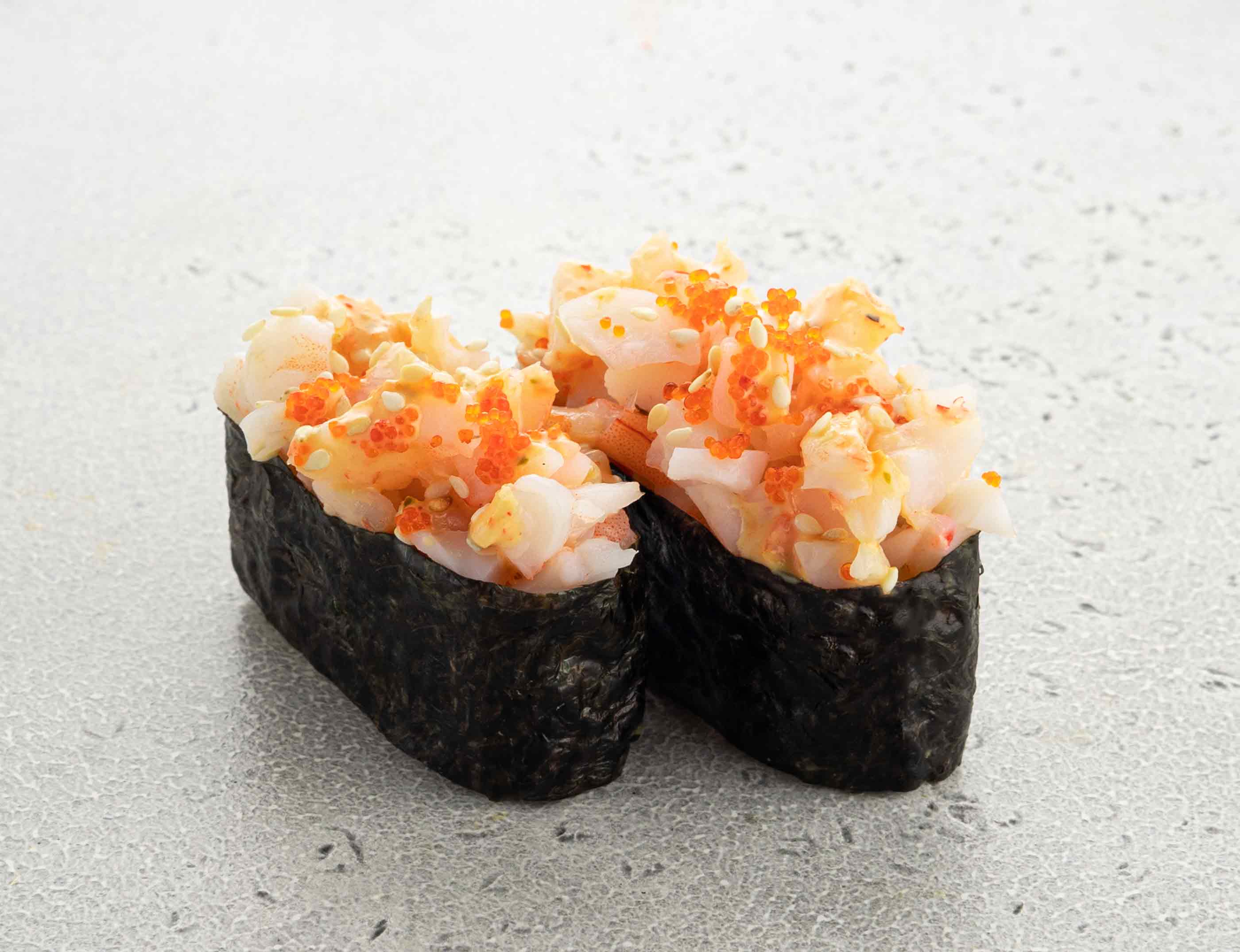 суши острые с лососем 4 шт Острые суши с креветкой (2 шт)