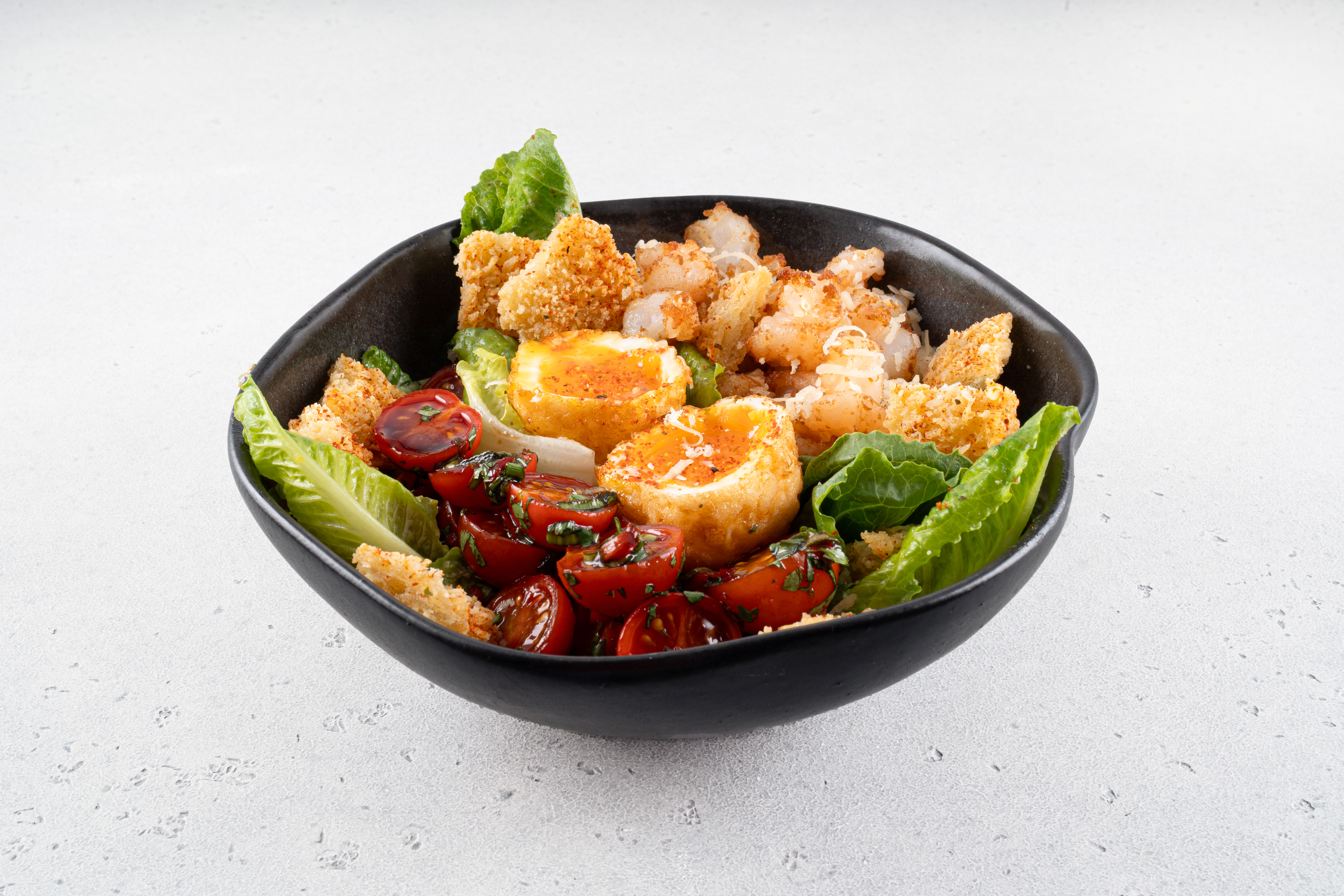 Салат «Важный цезарь» с креветками