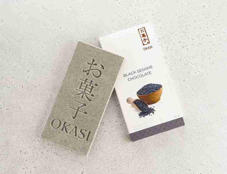 Шоколад Okasi с кунжутом