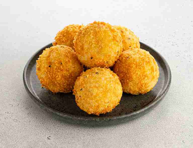 Рисовые шарики с курицей и креветкой 6 шт