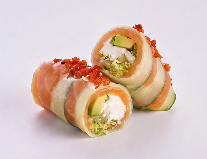 Спринг ролл с лососем